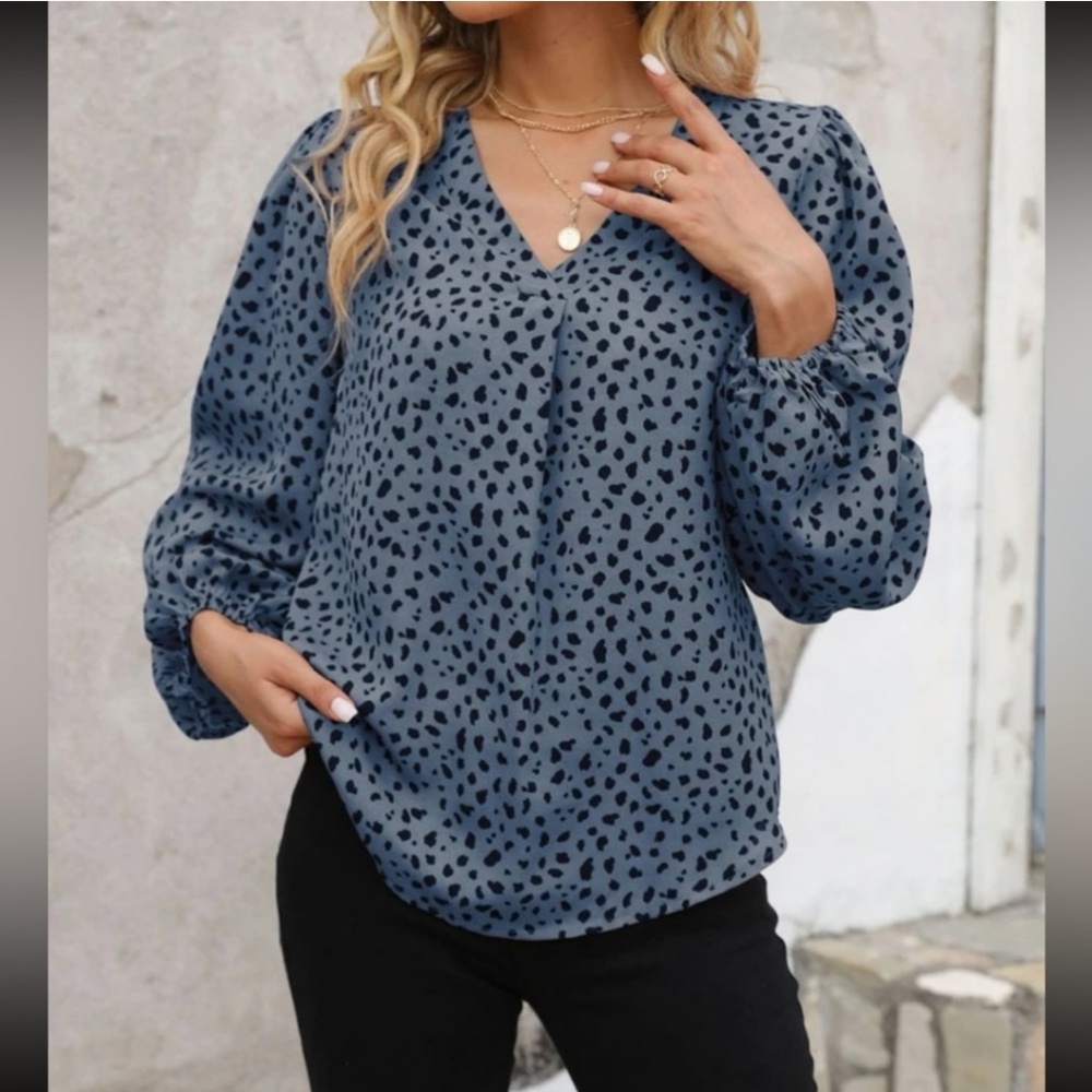 💜5/$25.00💜NWT XL Blue Gray 3/4 Sleeve Relaxed Blouse
